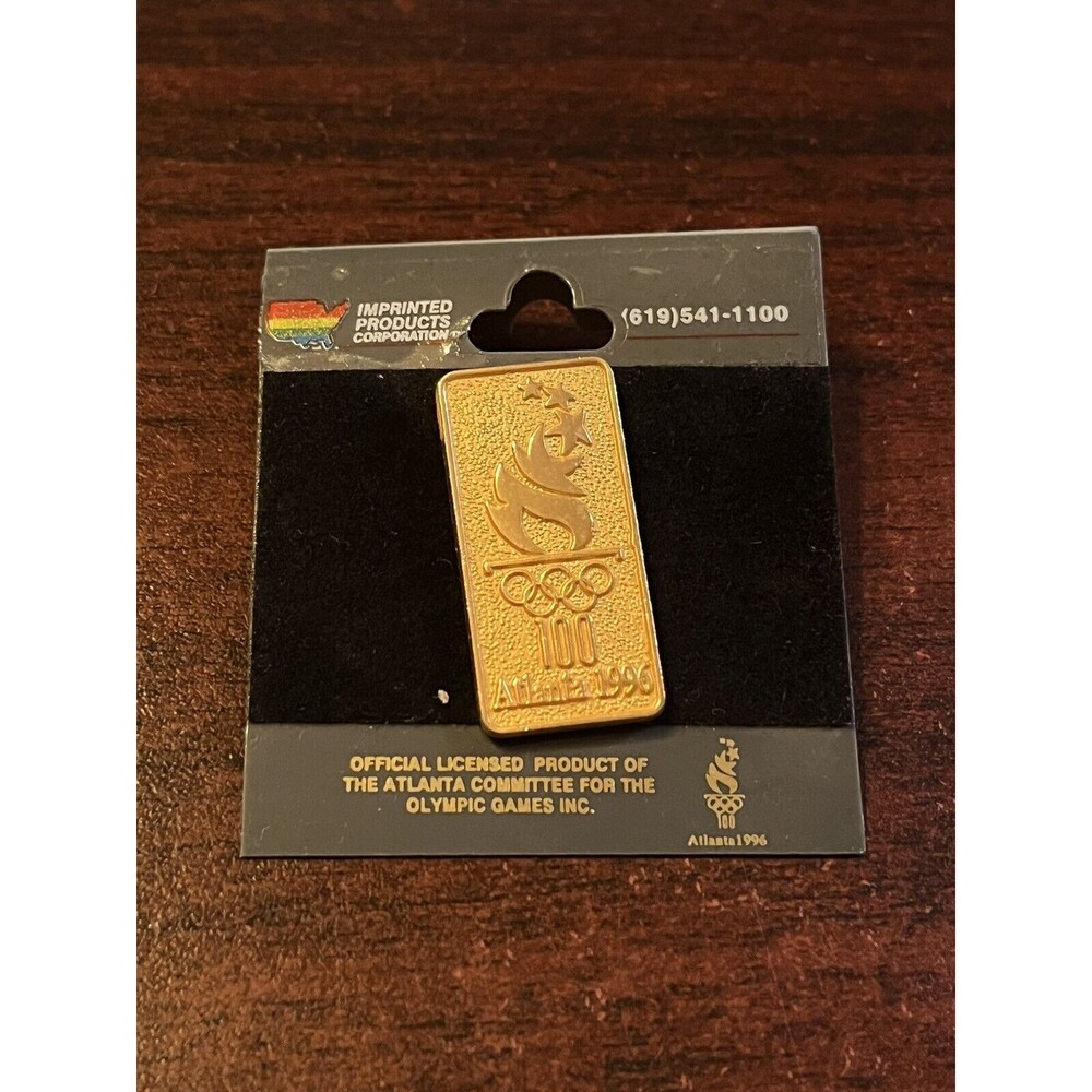 Vintage Atlanta Summer Olympics Olympic Torch Gold-Tone Lapel Hat Pin